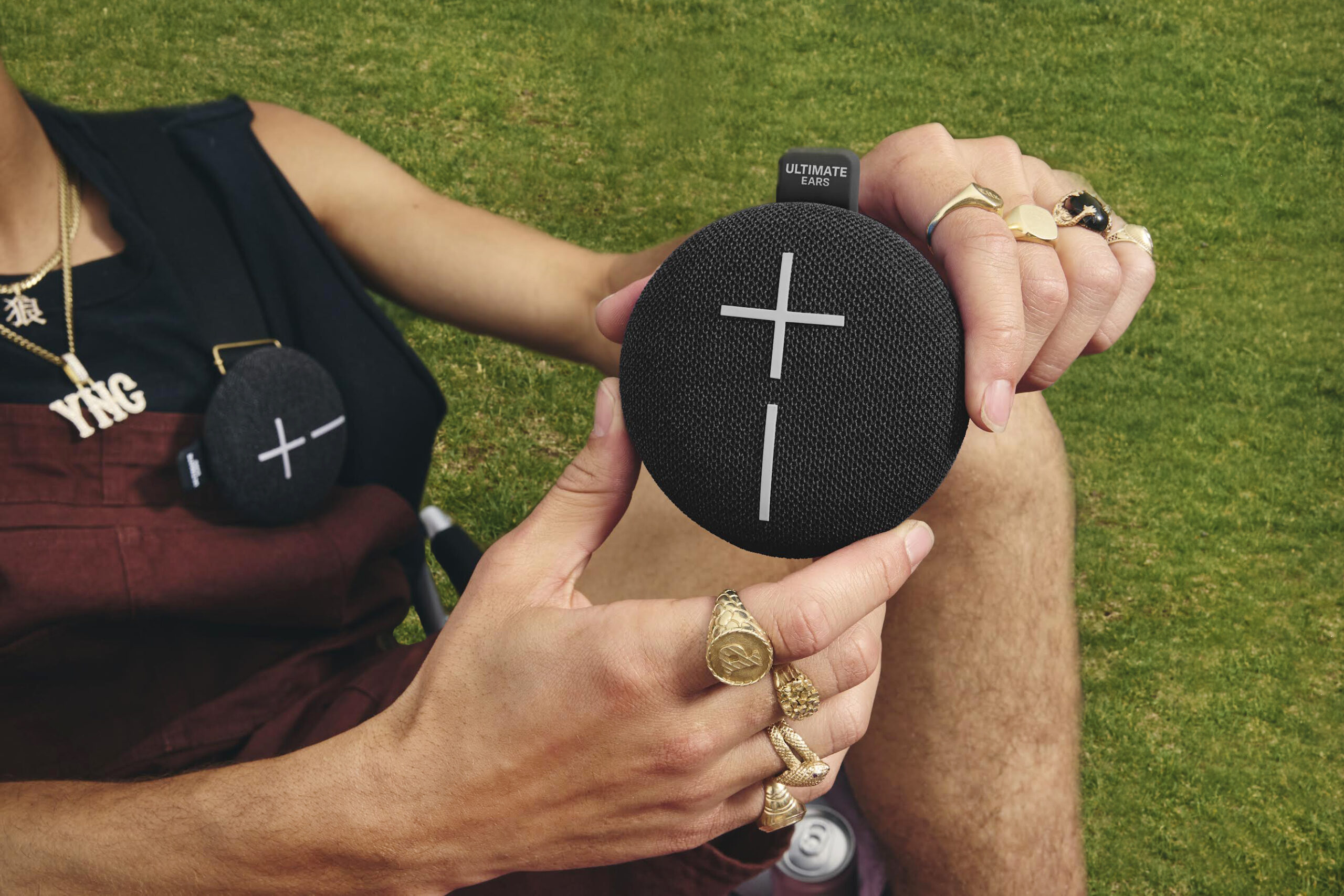 Ultimate Ears presenta il nuovo speaker Bluetooth MINIROLL